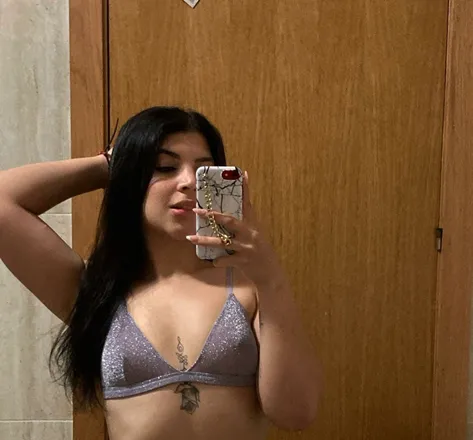 OnlyFans cuenta priscillaantonella header 2