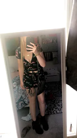 OnlyFans cuenta youh8me header 2