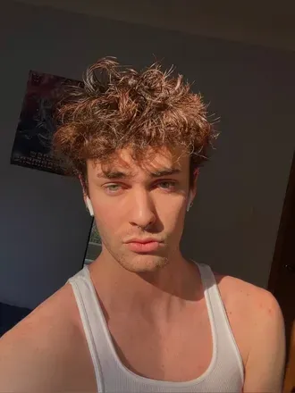 OnlyFans cuenta auzjames avatar 1