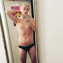 OnlyFans cuenta josh48858484 avatar 1