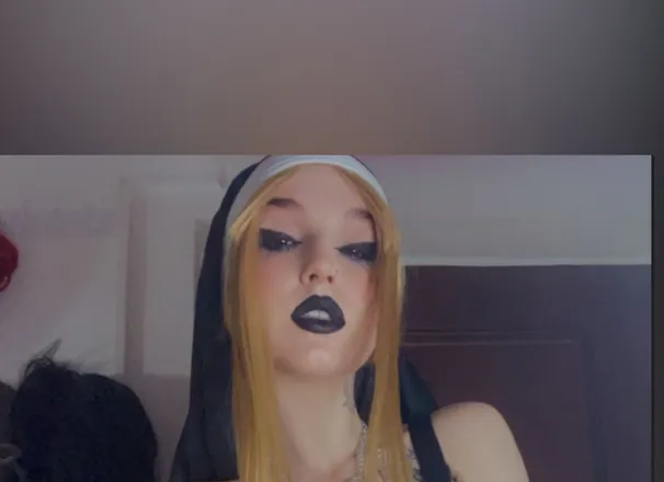 OnlyFans cuenta agnesmoon header 2