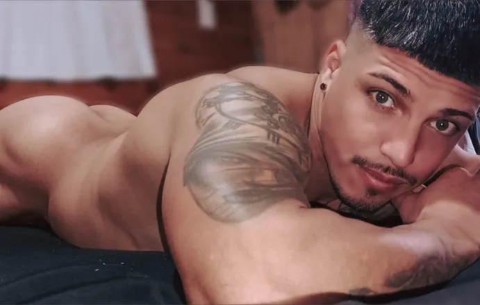 OnlyFans cuenta hotmenraa7 header 2