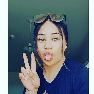 OnlyFans cuenta dezraerose101 header 2