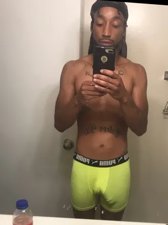 OnlyFans account  u197729430 header 2