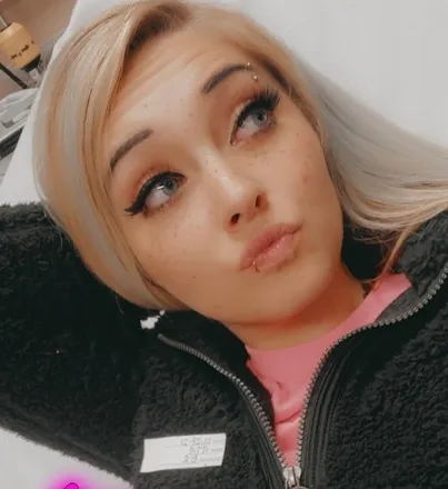 OnlyFans cuenta thebosslady420 header 2