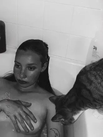 OnlyFans cuenta lesvian avatar 1