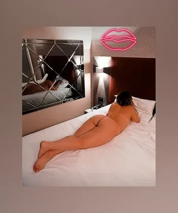 OnlyFans cuenta venny.g header 2
