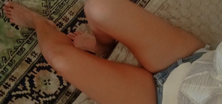 OnlyFans account  melapetite header 2