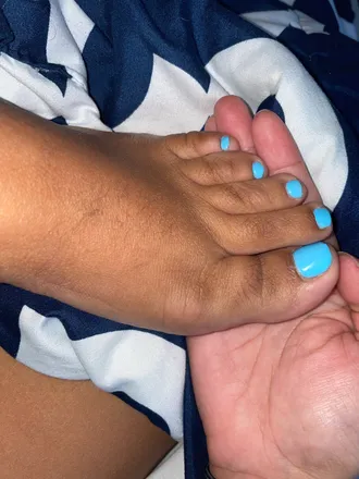 OnlyFans cuenta feetablemom header 2