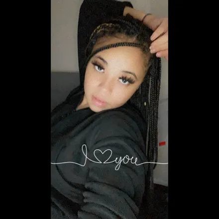 OnlyFans cuenta kissme21210 header 2
