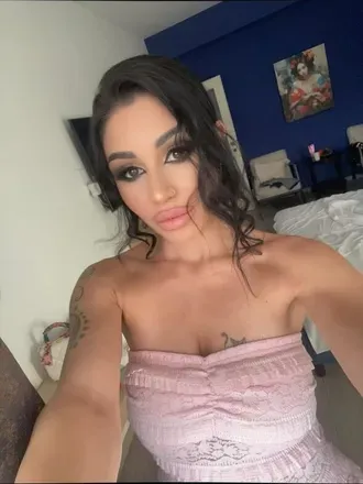 OnlyFans cuenta hot.red.velvet avatar 1