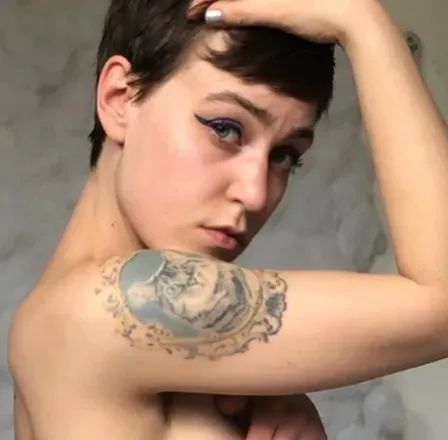 OnlyFans cuenta naughtylittlepeanut avatar 1