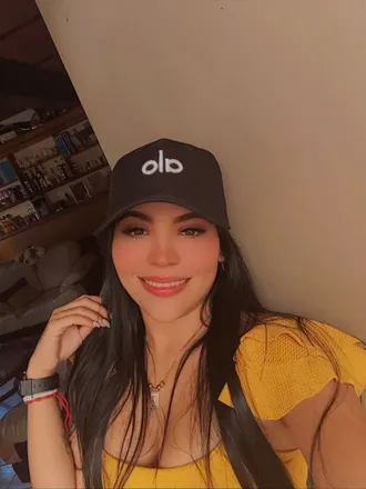 OnlyFans cuenta yeniferx header 2
