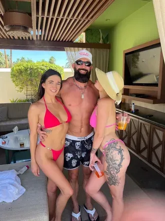 OnlyFans account  bostonbeard header 2
