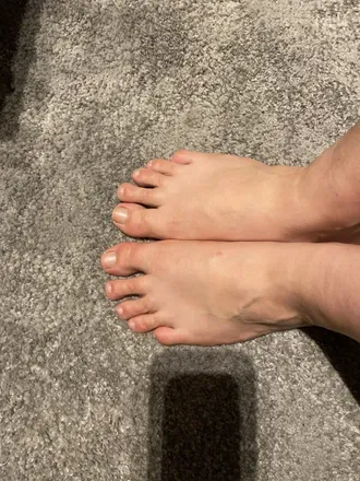 OnlyFans cuenta anna_foryou header 2