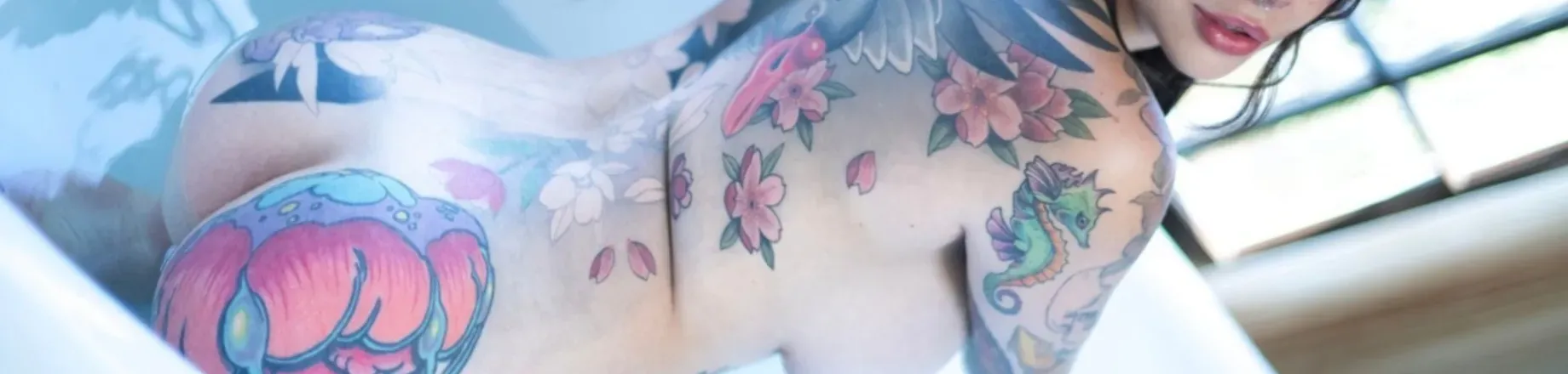 OnlyFans account  juneeberri header 2