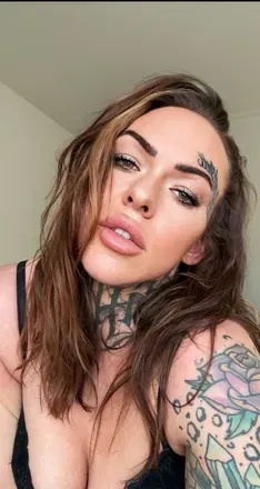 OnlyFans account  officialbridgetsummers avatar 1