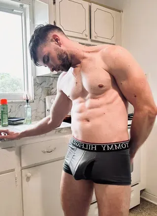 OnlyFans cuenta blondecuban10 avatar 1