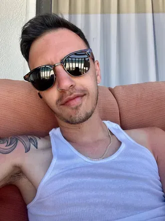 OnlyFans cuenta hatmedaddy avatar 1