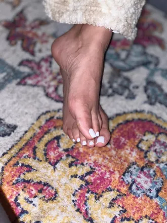 OnlyFans cuenta feetluvs header 2