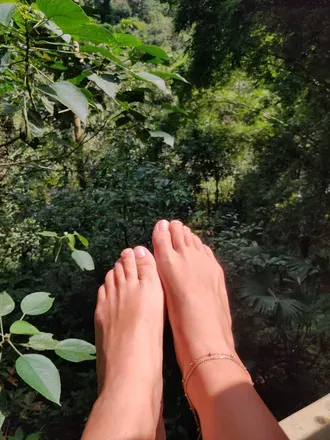 OnlyFans account  tinyfeetworld avatar 1