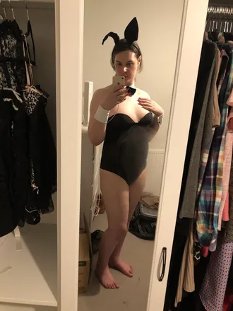 OnlyFans cuenta sarahlouise4 header 2