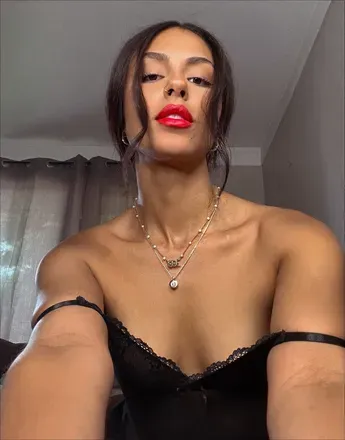 OnlyFans cuenta k.ariii avatar 1