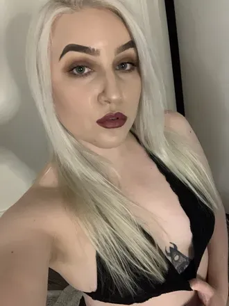 OnlyFans account  high_priestess_pdx avatar 1