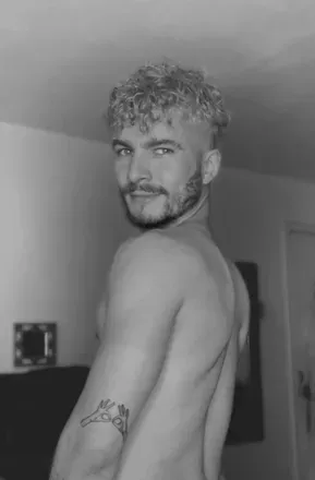 OnlyFans cuenta andresrb31 avatar 1
