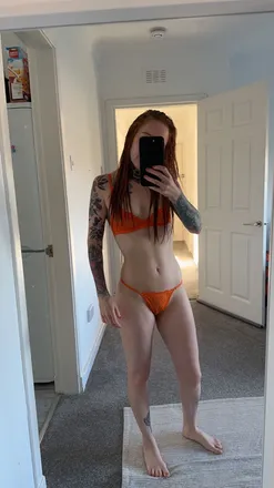 OnlyFans cuenta onlyclairelou header 2