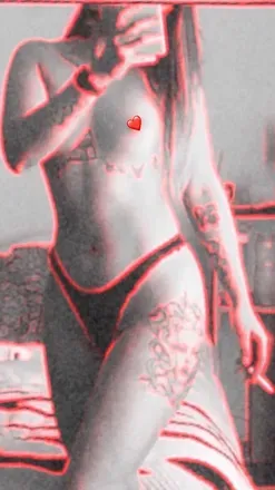 OnlyFans cuenta nikinazar avatar 1