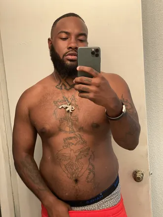 OnlyFans account  shewantzthebigshark avatar 1