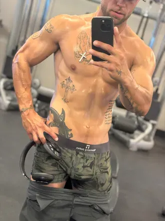 OnlyFans cuenta spartacus3mpir3 avatar 1