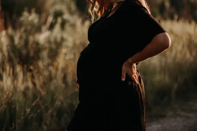OnlyFans account  pregnantbustybaby header 2
