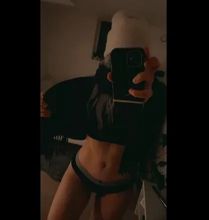 OnlyFans cuenta emilycrystal avatar 1