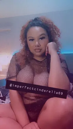 OnlyFans cuenta imperfectcinderella69 avatar 1