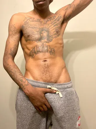 OnlyFans account  makeherscreamtrell avatar 1