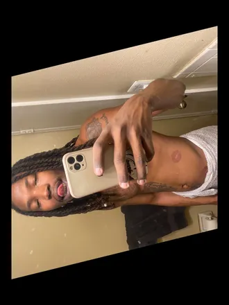 OnlyFans account  drich74 header 2