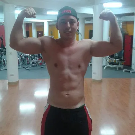 OnlyFans cuenta cesaromar13 header 2