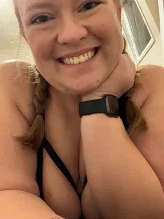 OnlyFans cuenta sweetnsexyredhed avatar 1