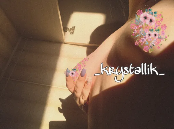 OnlyFans cuenta krystallik1 header 2