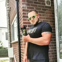 OnlyFans account  dazmoore avatar 1