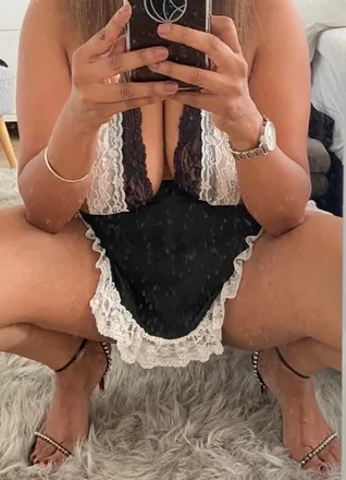 OnlyFans cuenta jennafootsie header 2