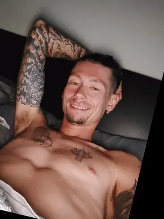 OnlyFans account  skellz avatar 1