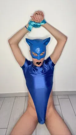 OnlyFans cuenta holly.doll avatar 1
