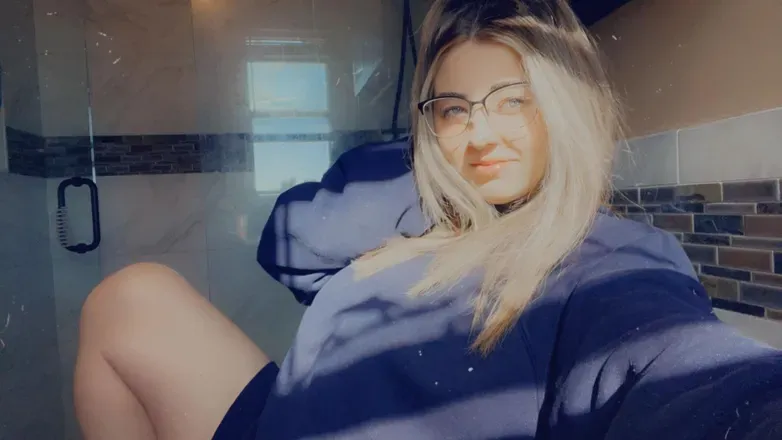 OnlyFans cuenta stephanienxtdoor avatar 1
