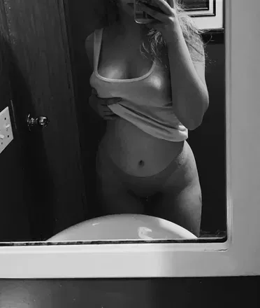 OnlyFans cuenta julia-w avatar 1