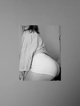 OnlyFans cuenta erinlevine header 2