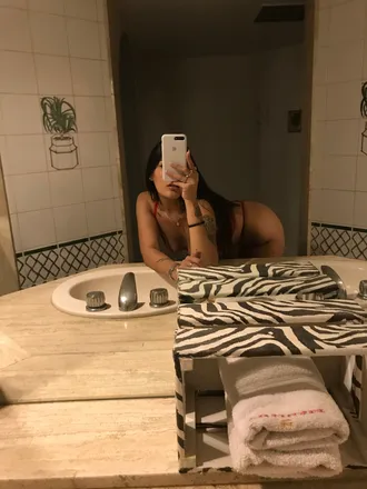 OnlyFans cuenta cande.ml header 2