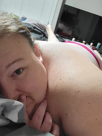 OnlyFans cuenta vickib33 header 2